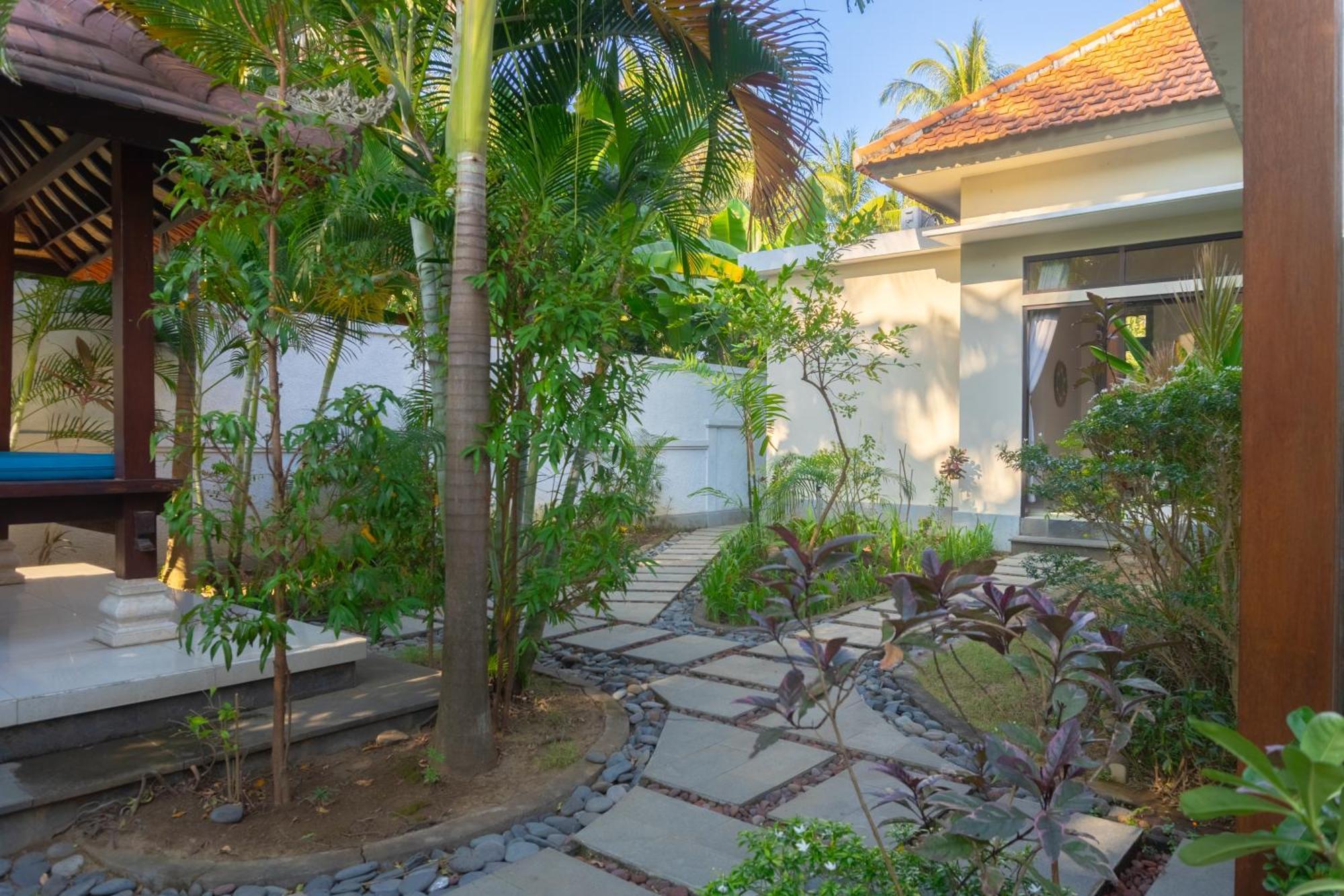 Dani Private Villa - 2Br Private Pool Villa In Tejakula North Bali Gretek Kültér fotó